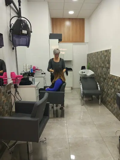 Agus — Peluquería en Lorquí