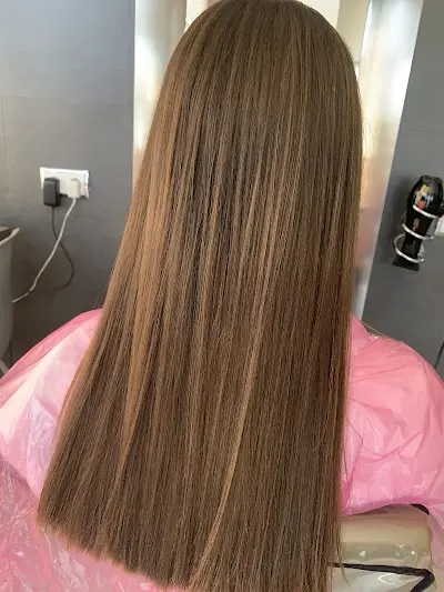 María Trave — Peluquería en San Javier