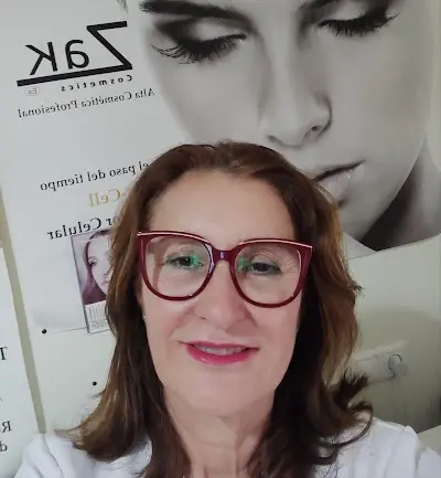 Estética Integral María Jesús — Peluquería en Les Baies
