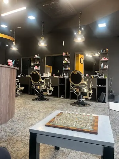 Holmar Famous Barber — Peluquería en Puerto de Mazarrón
