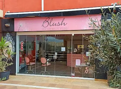 Blush Hair and Beauty Studio — Peluquería en Orihuela