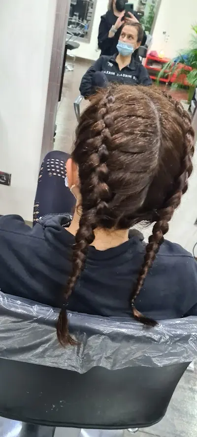 Peluquería Samber — Peluquería en Fortuna