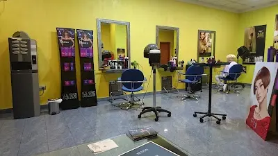 Peluquería Guille Mercader — Peluquería en Pilar de la Horadada