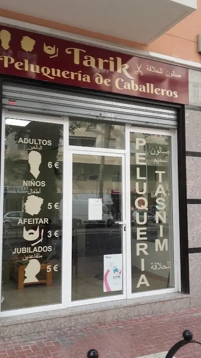 Peluqueria Tasnim — Peluquería en Crevillent