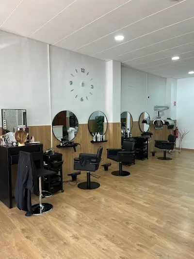 Peluqueria Baraka — Peluquería en Murcia