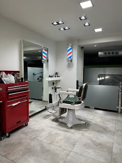 Jesús Baeza — Peluquería en Torrevieja