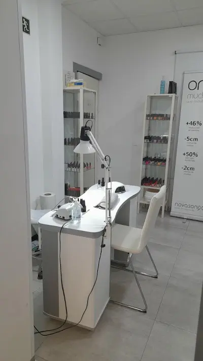 Esthilinea Centro de Estetica — Peluquería en Santomera