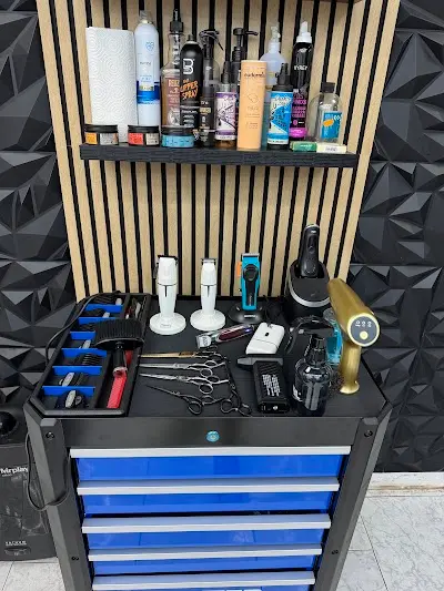 Barbería Mola — Peluquería en Pinoso