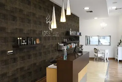 José Luís Peluqueros — Peluquería en Alhama de Murcia