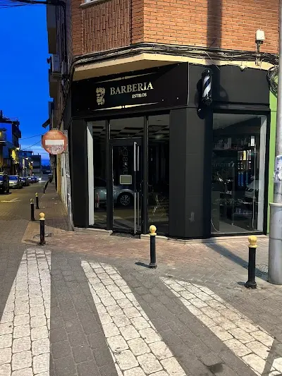 Barberia estilos — Barbería en La Alberca