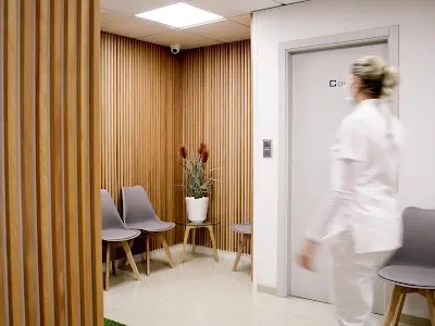 ALONE Centro Médico Estético — Peluquería en Guardamar del Segura