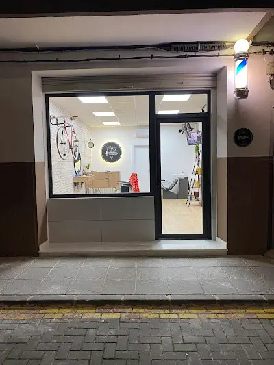 Barberia PeriMartinez — Barbería en Moratalla