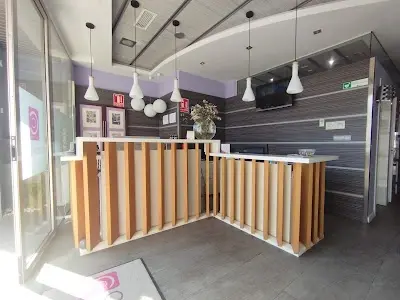 Clínicas Center — Peluquería en Yecla