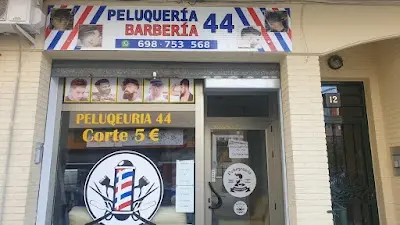 Peluquería 44 Almoradi — Peluquería en Almoradí