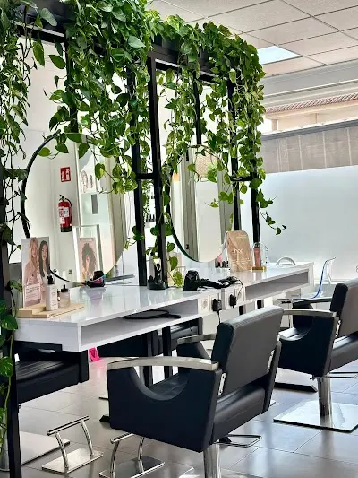 Marisa Sánchez Hair Salon — Peluquería en Puerto Lumbreras
