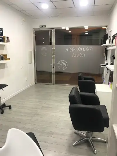 Peluqueria Sonia — Peluquería en Santomera