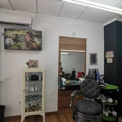 LA BARBERIA DE HELLIN — Barbería en Hellín