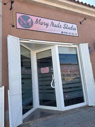 Mary Nails Studio — Peluquería en Los Alcázares