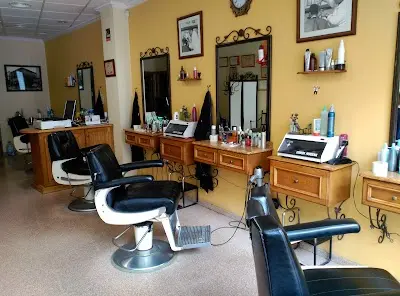 Domínguez Peluqueros — Peluquería en Elda