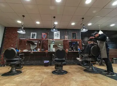 Lil'Brilla Barber Shop — Barbería en Librilla