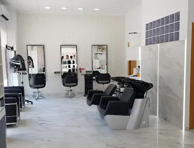 Naty´s Charm — Peluquería en Murcia