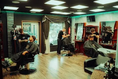 JJota Barbershop and Beauty El Raal — Barbería en Murcia