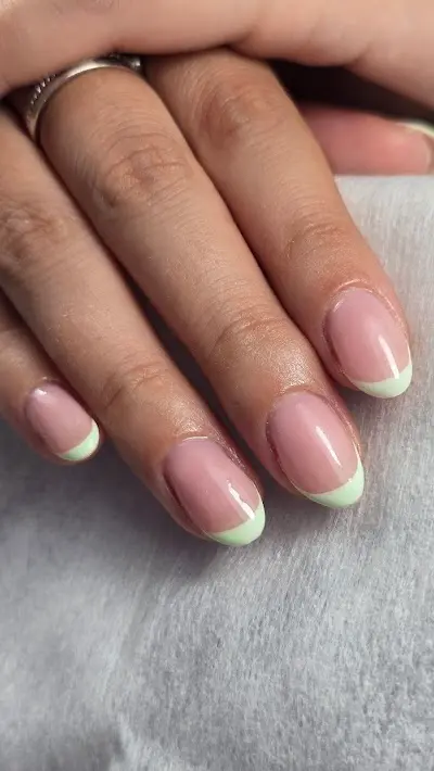 Verónica López Nails — Peluquería en Yecla