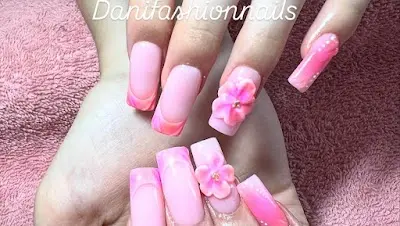 Fashion Nails — Peluquería en Alicante
