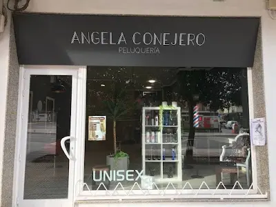 Angela Conejero Peluquería — Peluquería en Villena