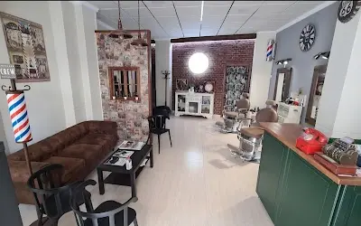 Jesus Lopez Barbershop — Peluquería en Calasparra