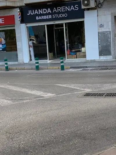 L — Barbería en Crevillent