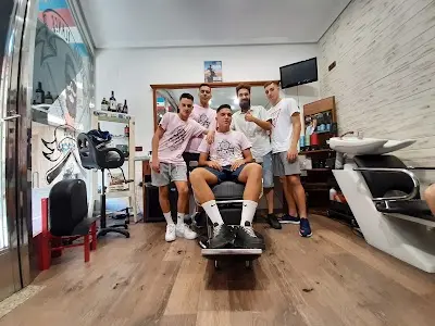 Planes Peluqueros barber shop — Peluquería en Santomera