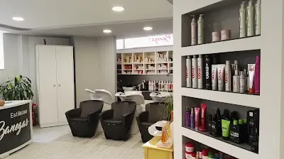 Casi Banegas estilistas — Peluquería en Molina de Segura