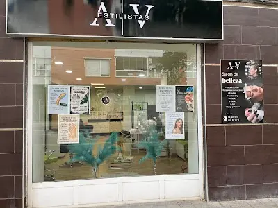 A.V estilistas — Peluquería en Murcia