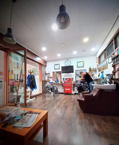 Peluquería de caballeros Rodríguez — Barbería en Murcia