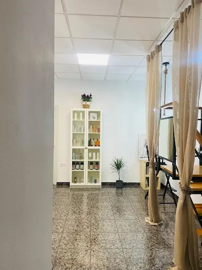 Ana Garcia Estetica y Belleza — Peluquería en Yecla