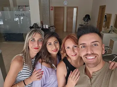 Aikea by Loli Estilistes — Peluquería en Elx