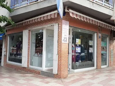 Eva estética y moda — Peluquería en Santo Ángel