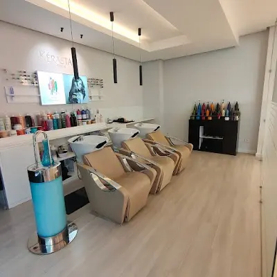 Capini — Peluquería en Santiago y Zaraíche