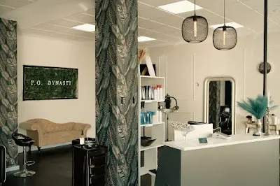 PEDRO G. DYNASTY Hairsalon — Barbería en Almoradí