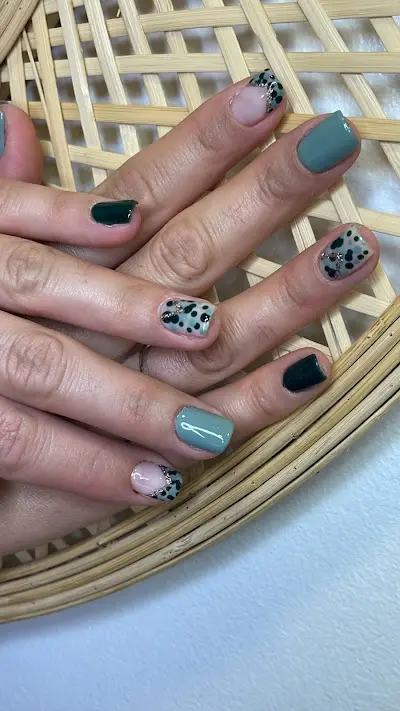 Centro De Belleza Integral Noelia Villaescusa — Peluquería en Cabezo de Torres