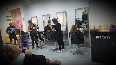 La Pelu 30500 — Peluquería en Molina de Segura