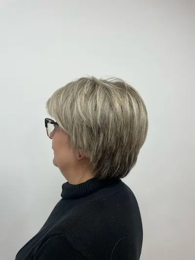 Thalía Glow Beauty — Peluquería en Bullas