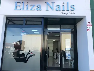 Eliza Nails Beauty Salon — Peluquería en Orihuela