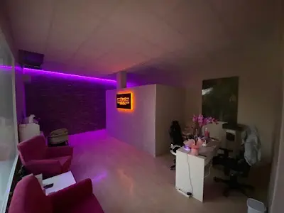 The Glamour boutique — Peluquería en Pinar de Campoverde