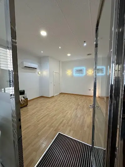 AD Studio Cosmetology & Beauty — Peluquería en Torrevieja