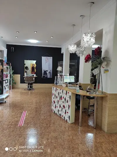 Eshna Peluquería — Peluquería en Las Torres de Cotillas