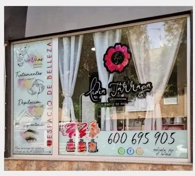 Uñas y Estética Lidia Tárraga Espacio de Belleza — Peluquería en Lo Pagan