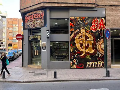 Barbershop Javi Garcia — Barbería en Murcia