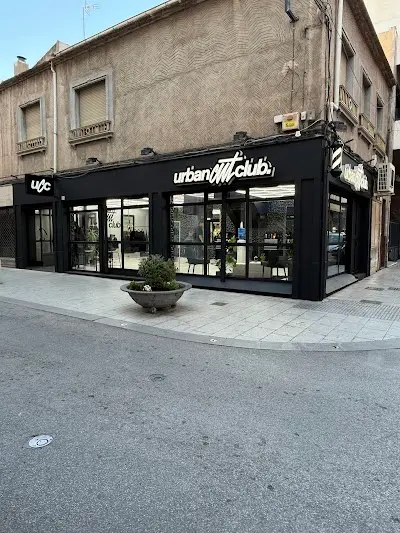Urban Cut club — Peluquería en Elda